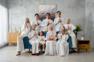 Hasil foto FAMILY di Vibesroom Studio Purwokerto